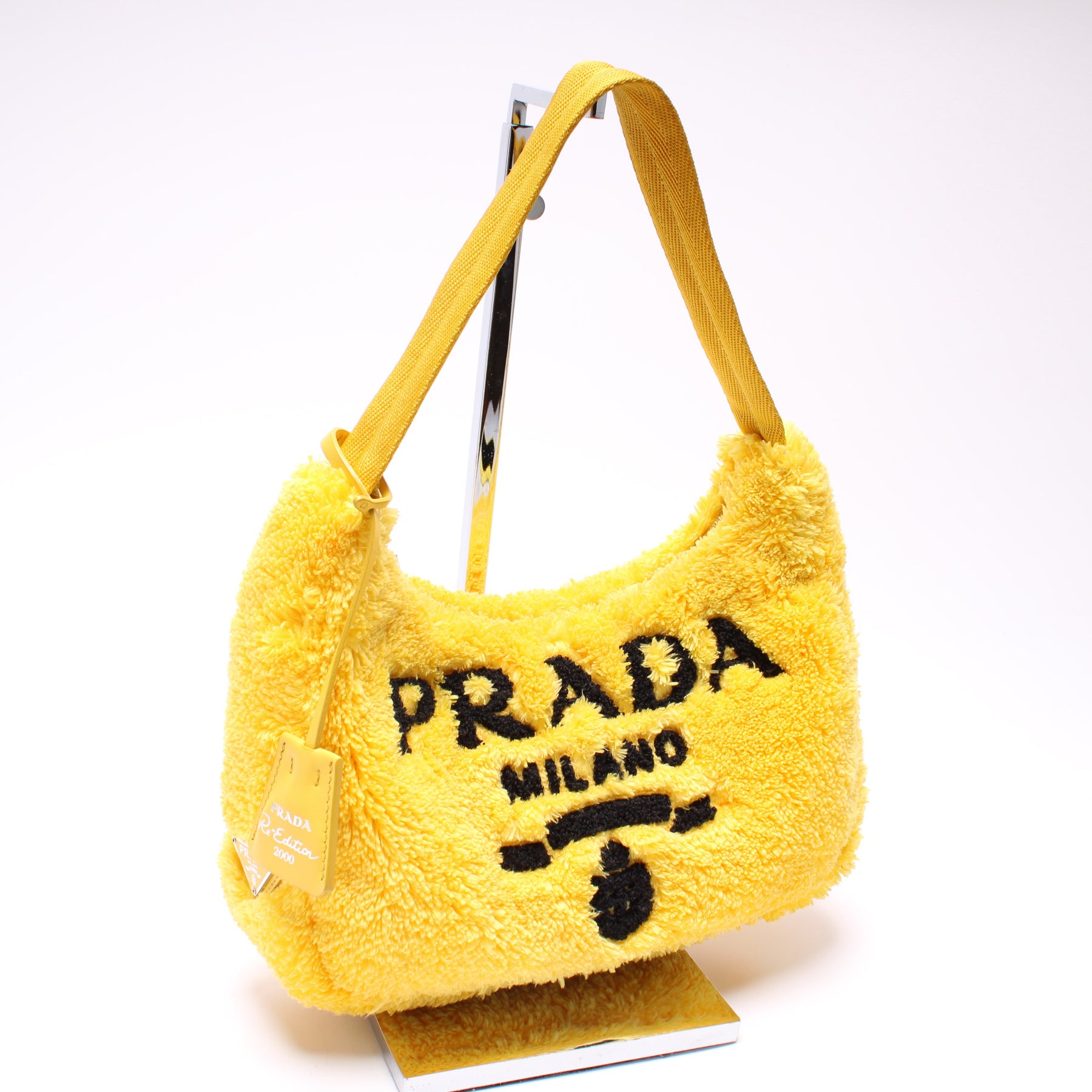 Prada - Authenticated Re-Edition 2000 Handbag - Faux Fur White for Women, Good Condition