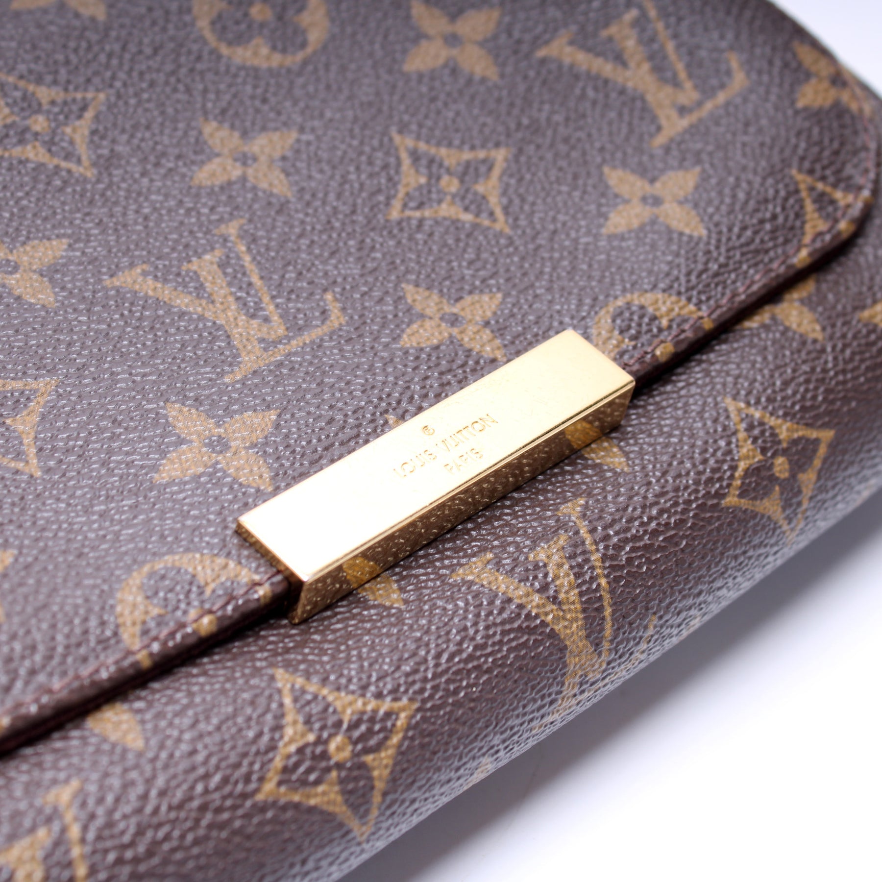 Louis Vuitton Favorite PM Monogram (DU2193) – AE Deluxe LLC®