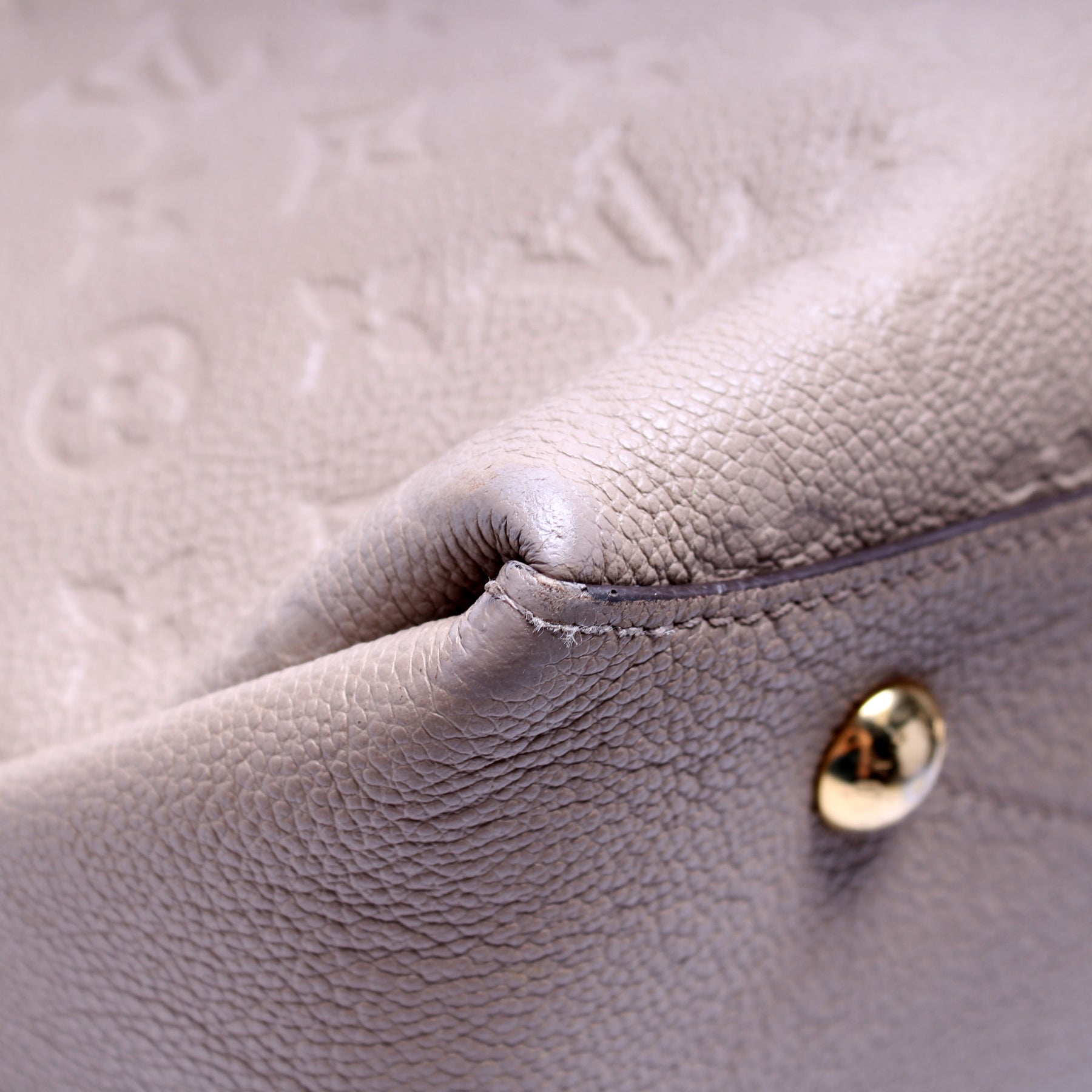 maida monogram empreinte leather