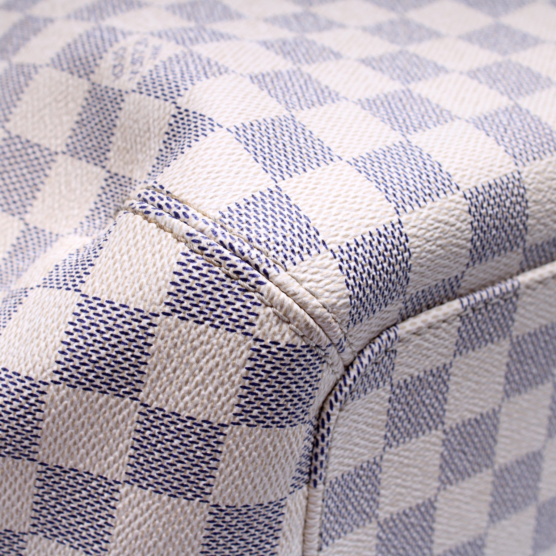 Louis Vuitton Damier Azur Salina PM - Blue Shoulder Bags, Handbags -  LOU58314