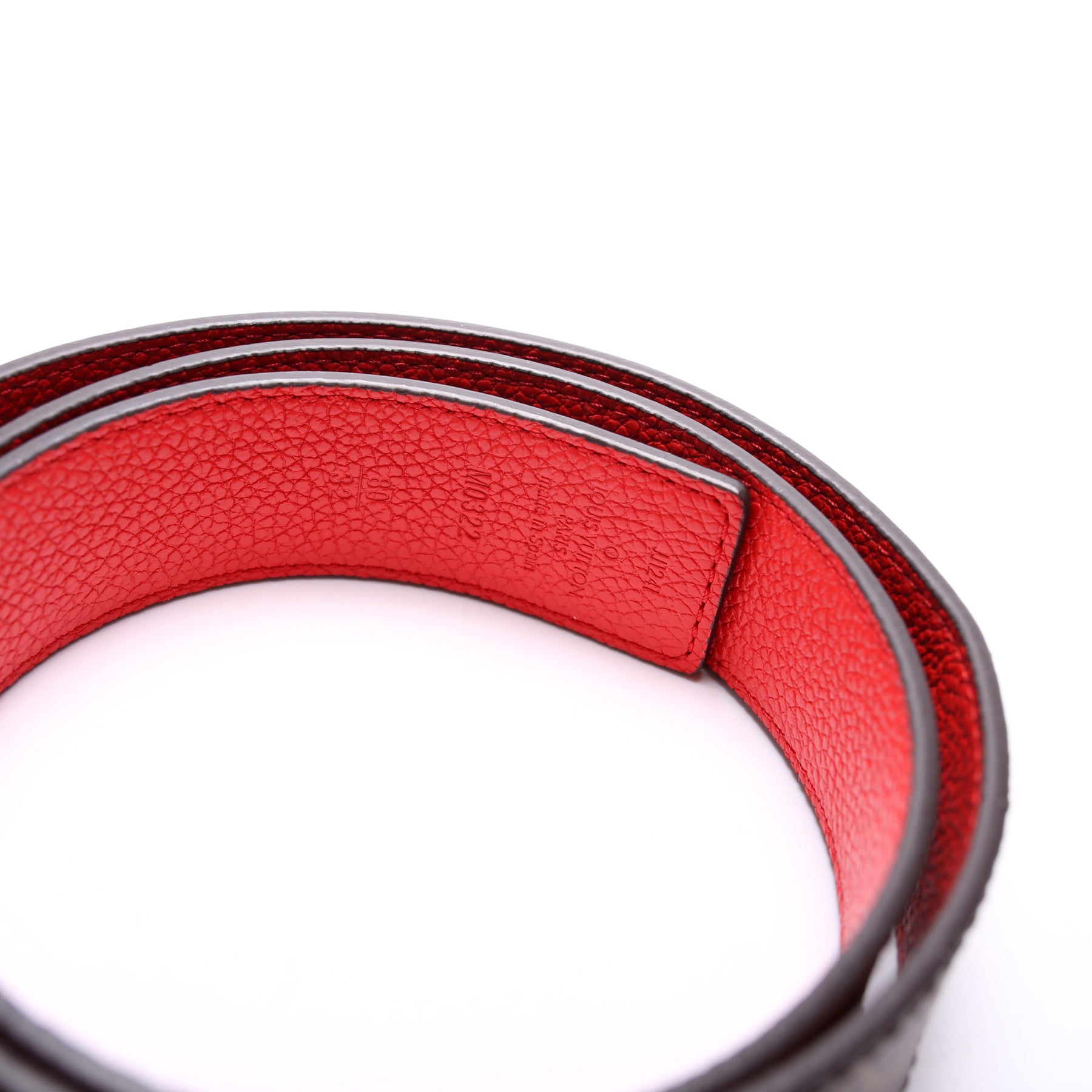 LV Initiales 30MM Reversible Leather/Monogram Belt Size 80/32