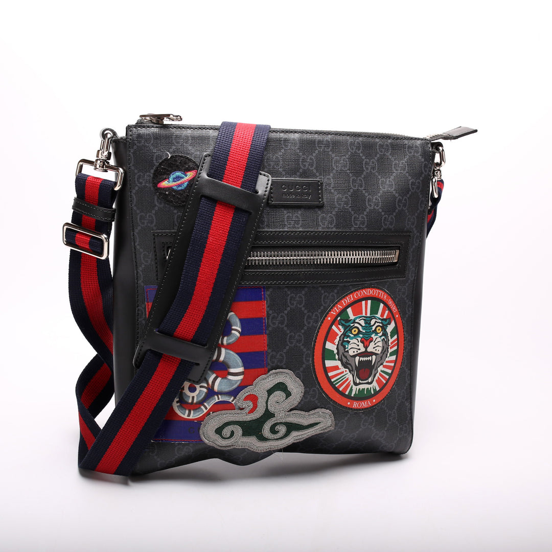 474137 GG Supreme Night Courier Messenger