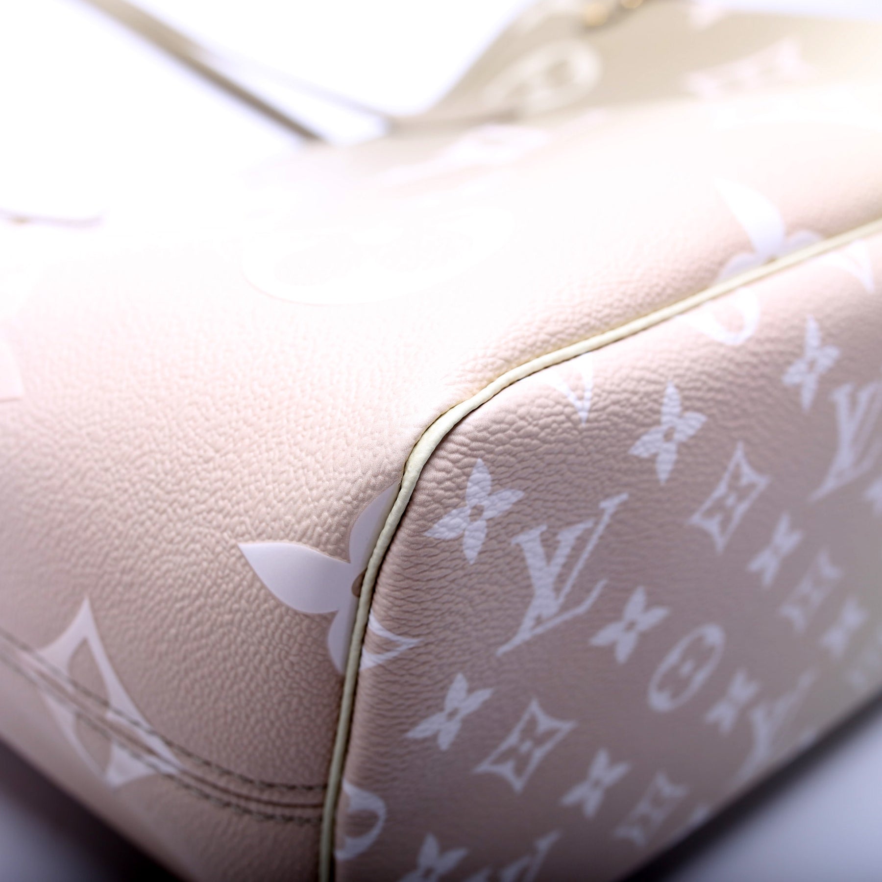 Louis Vuitton LV neverfull spring in the city Pink ref.534952
