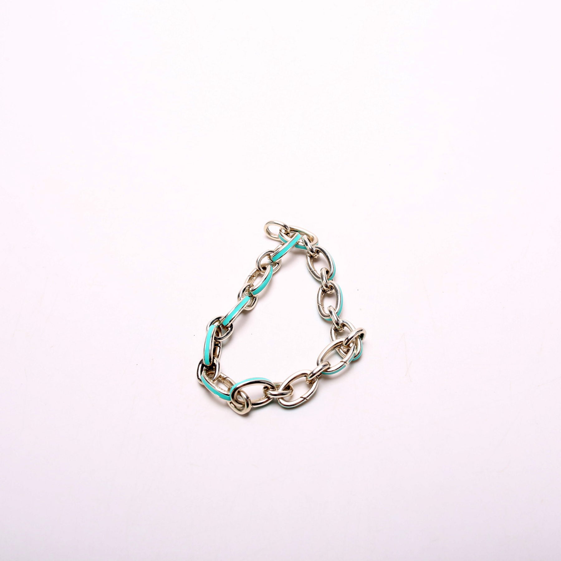 Tiffany blue clasping hot sale link bracelet