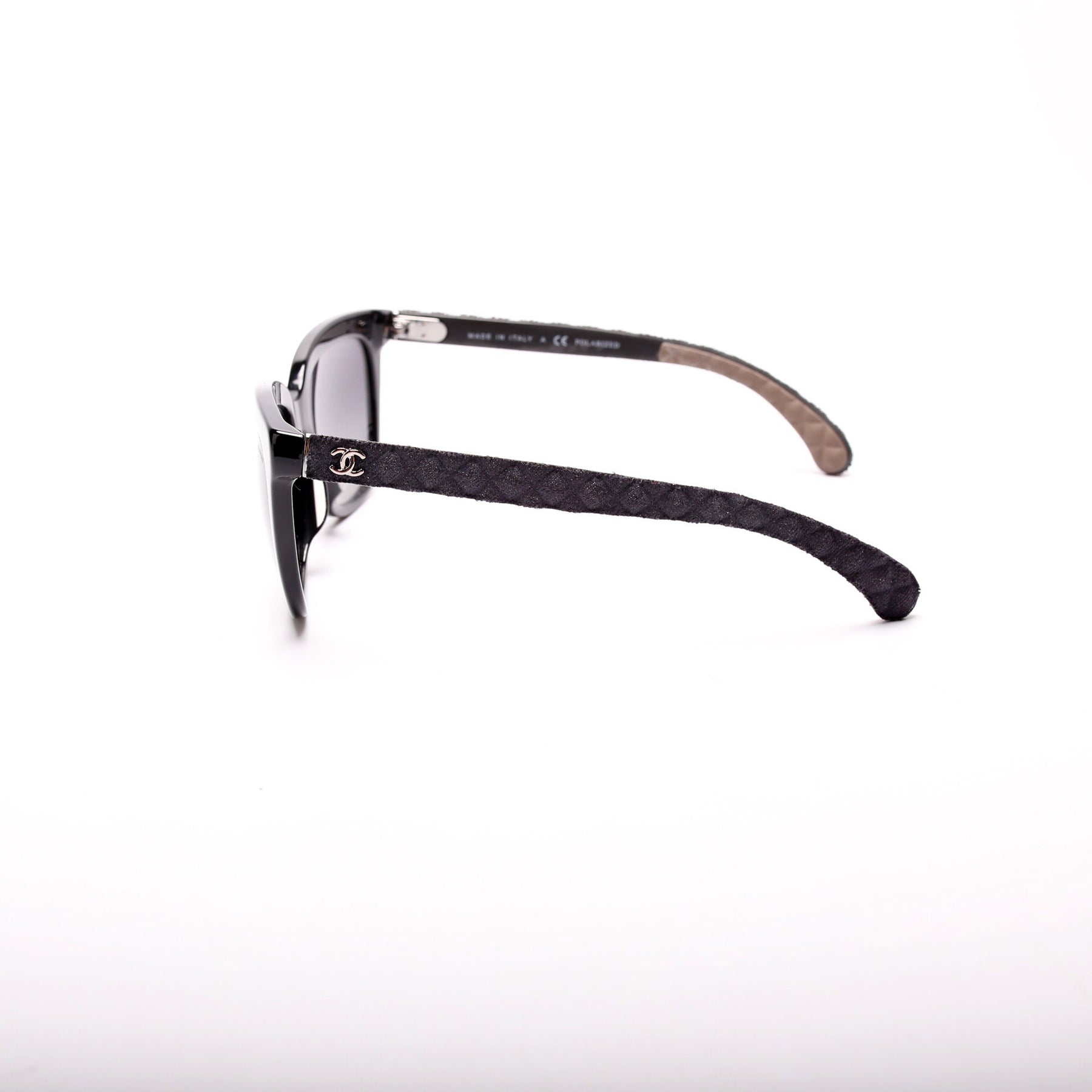 5343-A CC Denim Quilted Sunglasses – Keeks Designer Handbags
