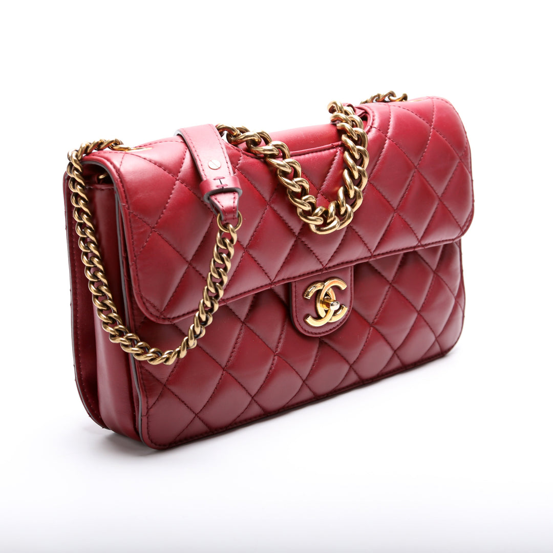 Perfect Edge Flap Bag Quilted Lambskin 16M Perfect Edge Flap Bag Quilted Lambskin 16M