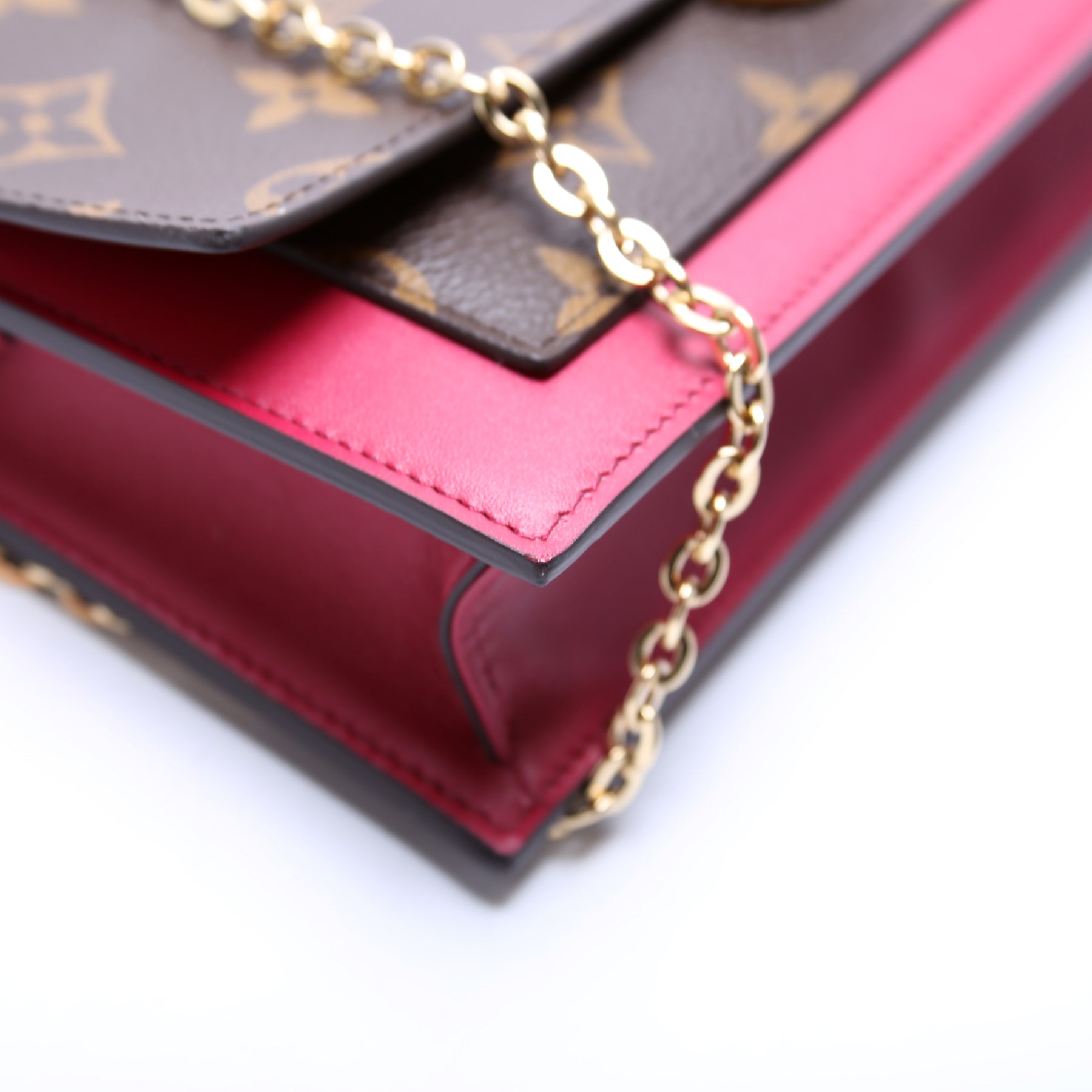 Flore Chain Wallet Monogram – Keeks Designer Handbags