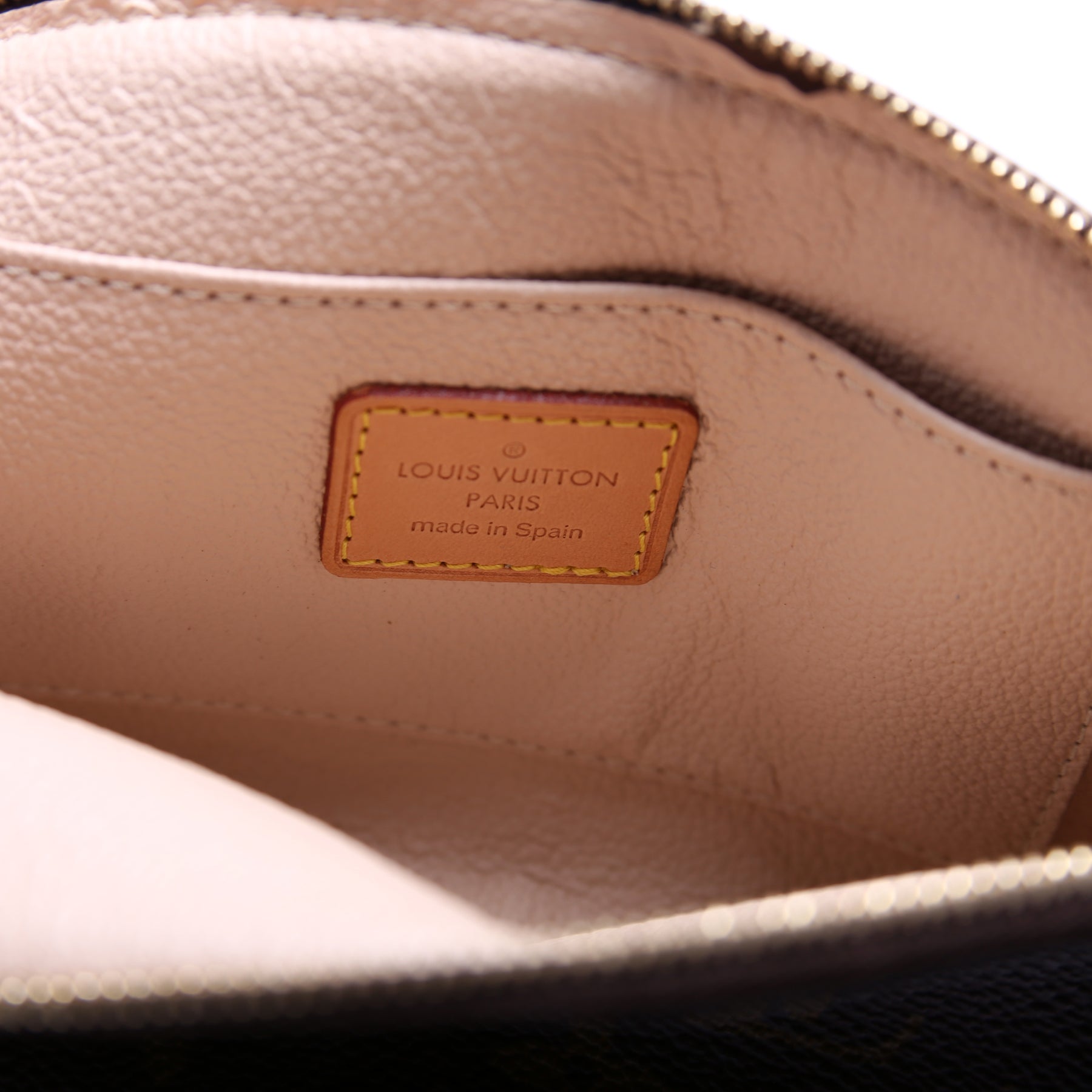 Louis Vuitton Brown Mini Monogram Cosmetic Case (LXCR) 144010019301 RP –  Max Pawn