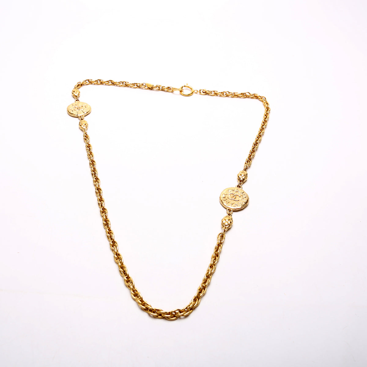 CC Medallion Chain Necklace – Keeks Designer Handbags