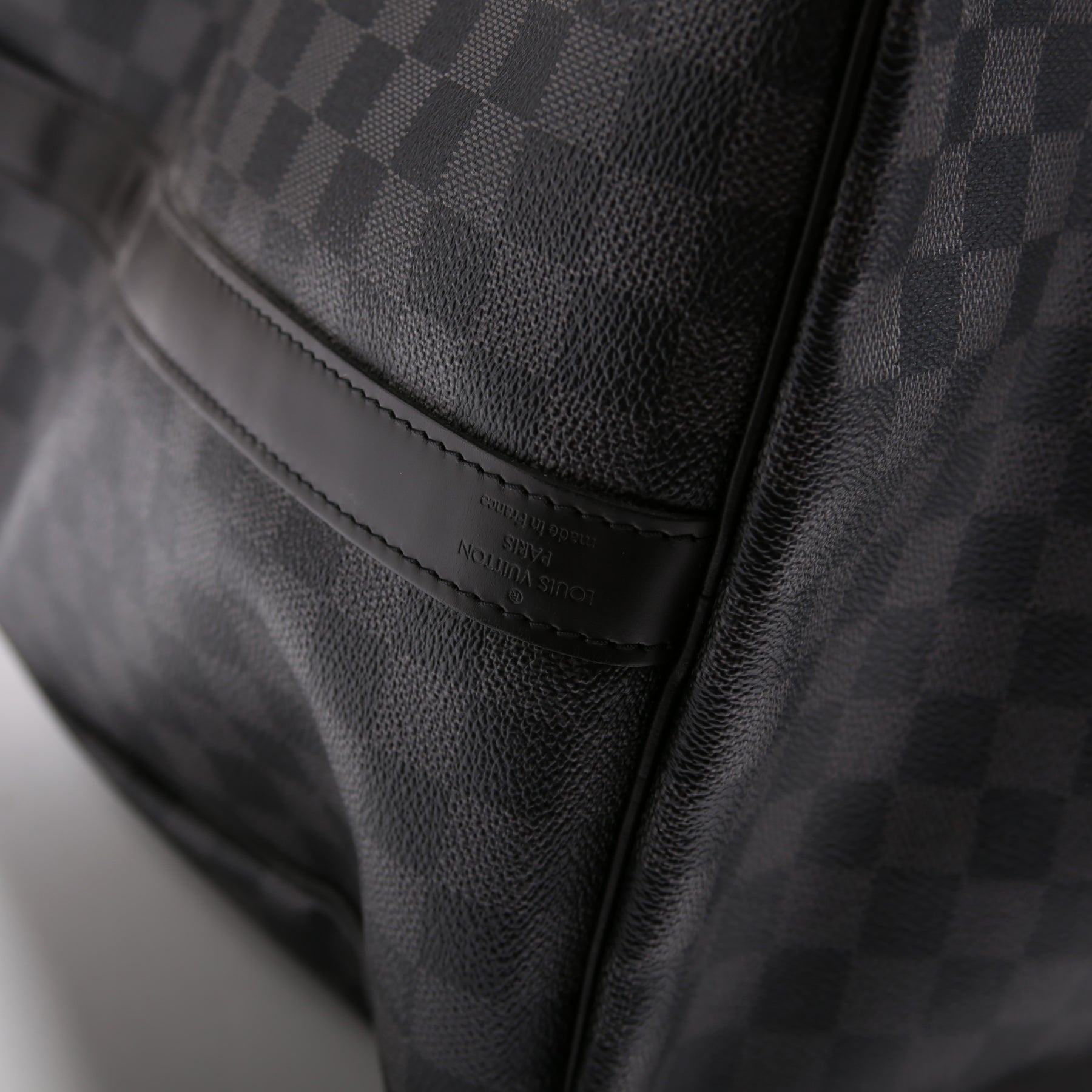 Louis Vuitton Damier Graphite Keepall Bandouliere 55 Duffle with Strap  9lk822s For Sale at 1stDibs