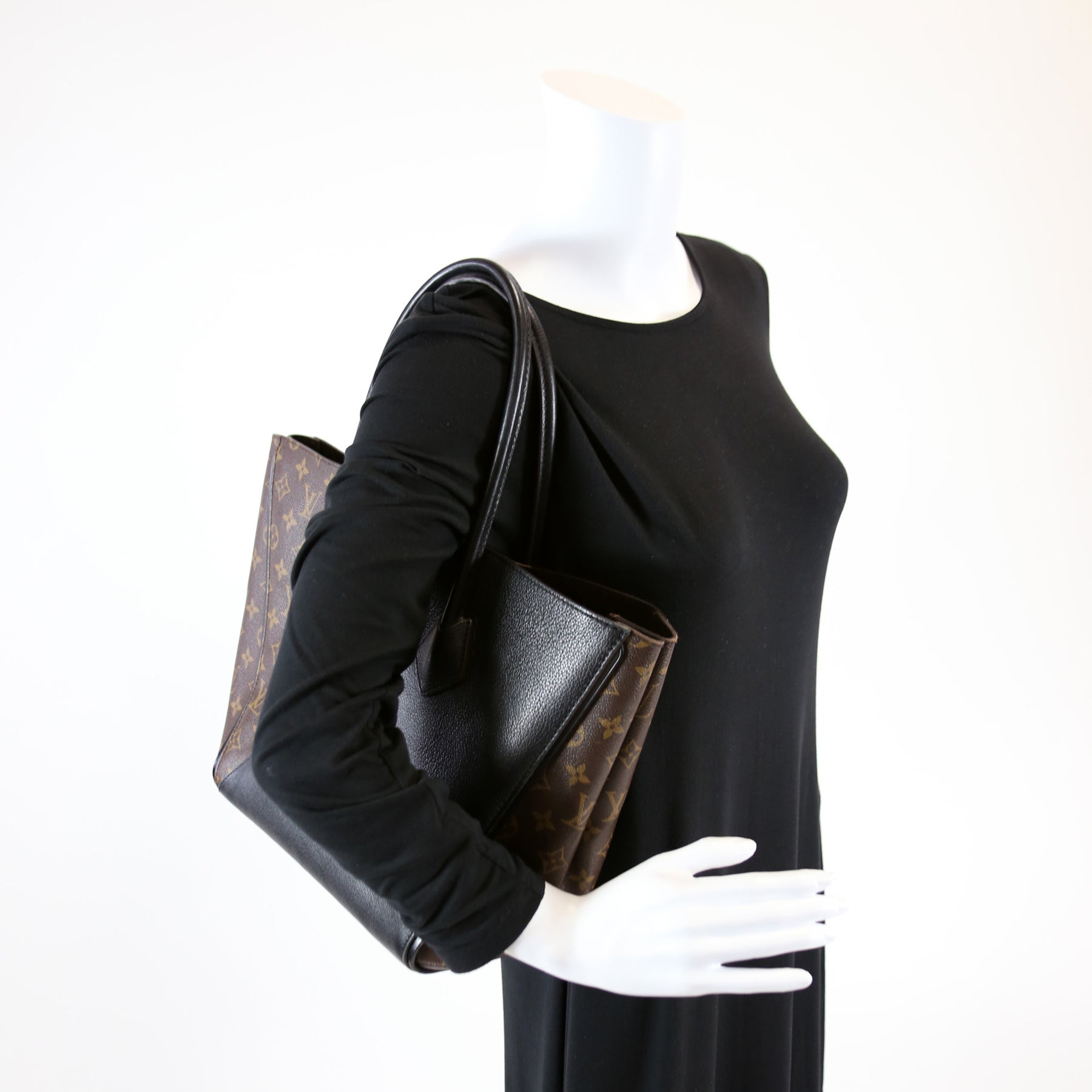 Louis Vuitton Brown/Black Monogram Canvas and Leather Kimono MM Bag