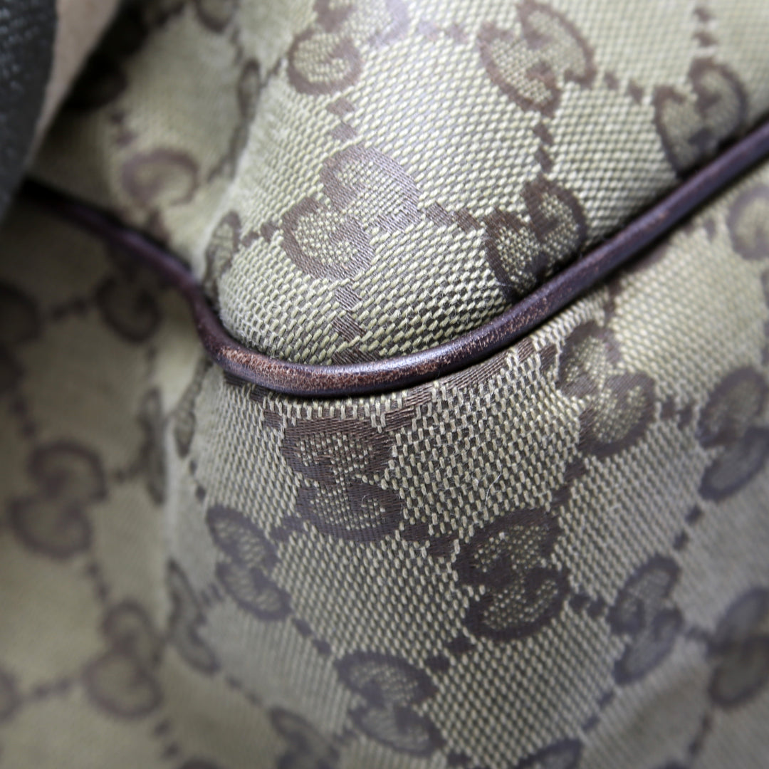 233052 GG Coated Canvas Medium Messenger Flap Bag