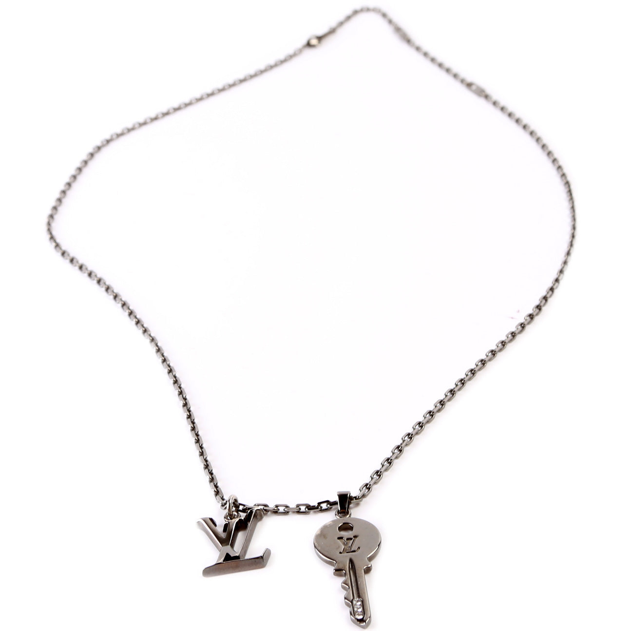 lv key necklace