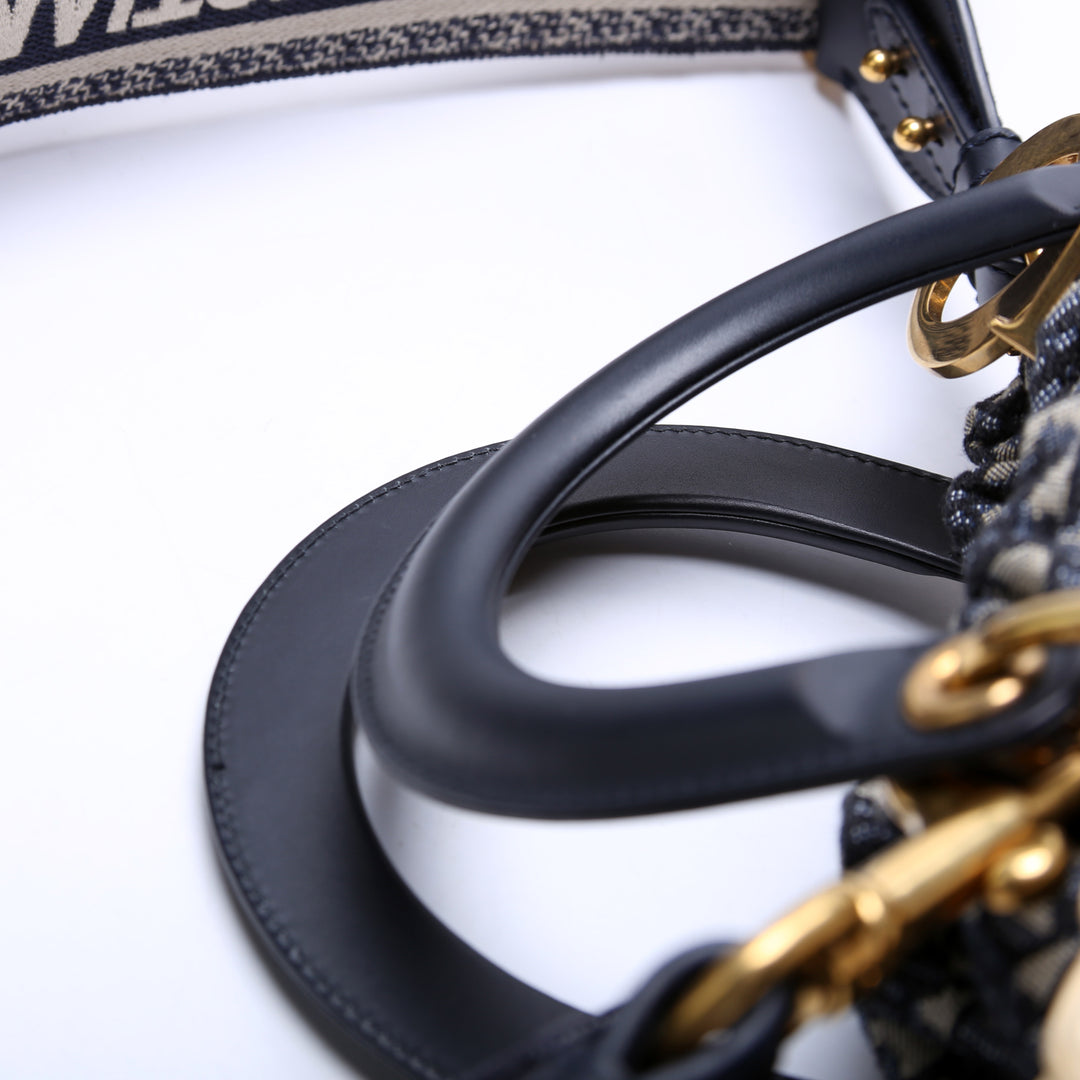 Lady Dior Medium Wicker Oblique