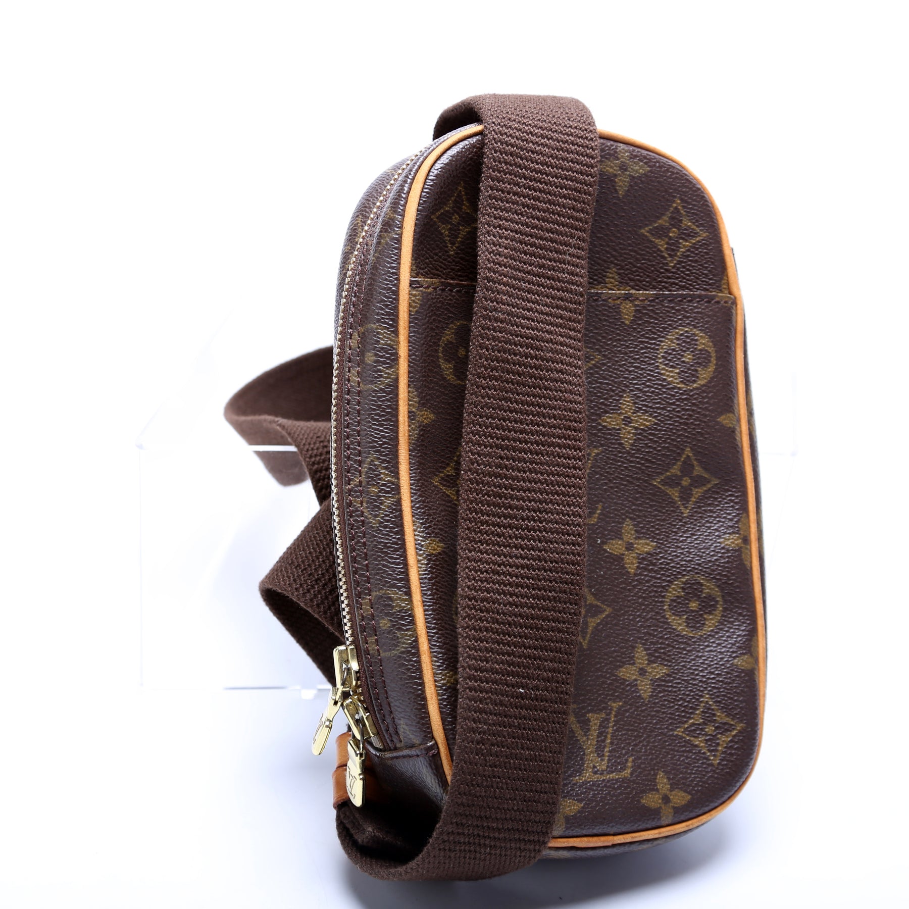 Louis Vuitton 2002 pre-owned Pochette Gange Crossbody Bag - Farfetch