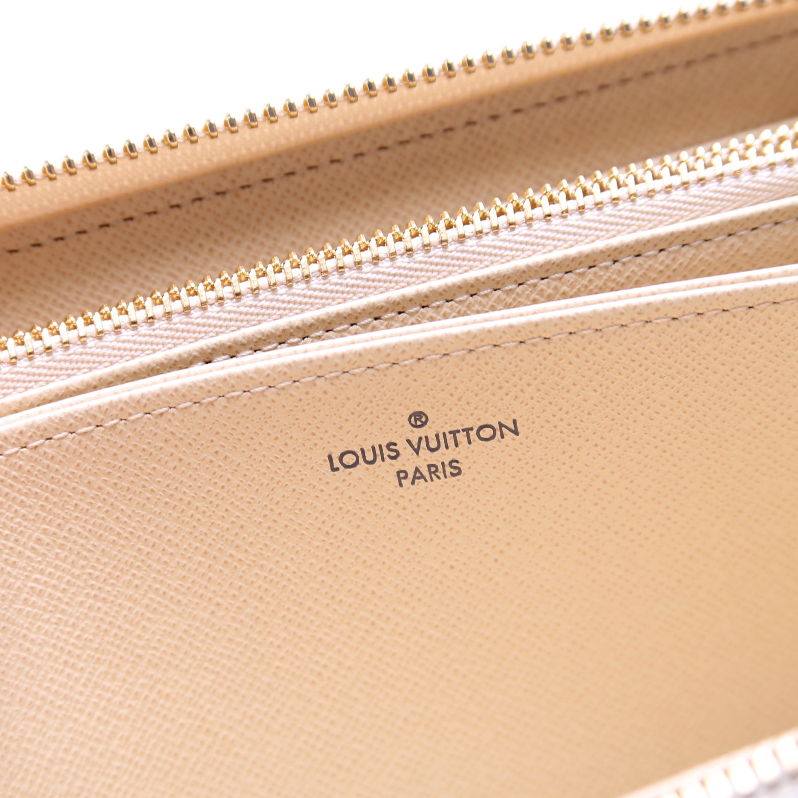 Date Code & Stamp] Louis Vuitton Damier Azur Zippy Wallet