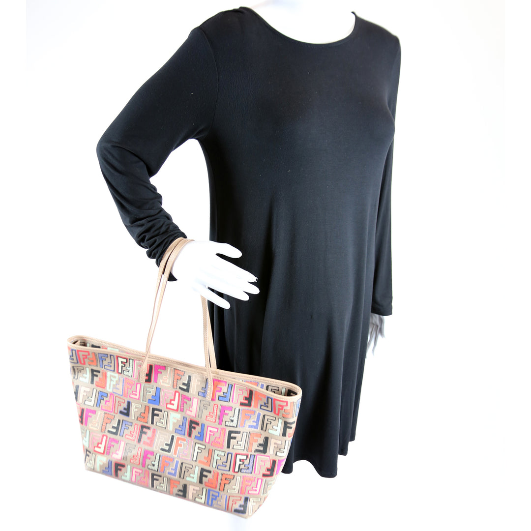 8BH185 Coated Zucca Zip Tote
