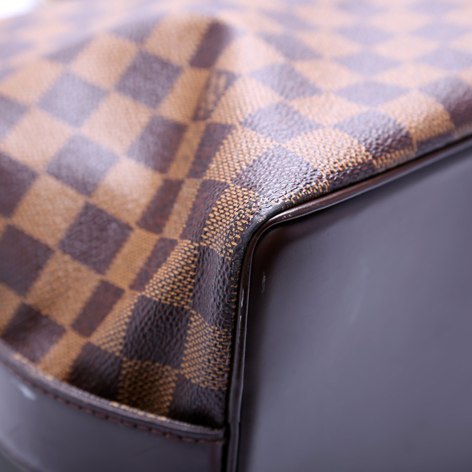 Damier Ebene Chelsea Shoulder Bag, Louis Vuitton (Lot 138 - The