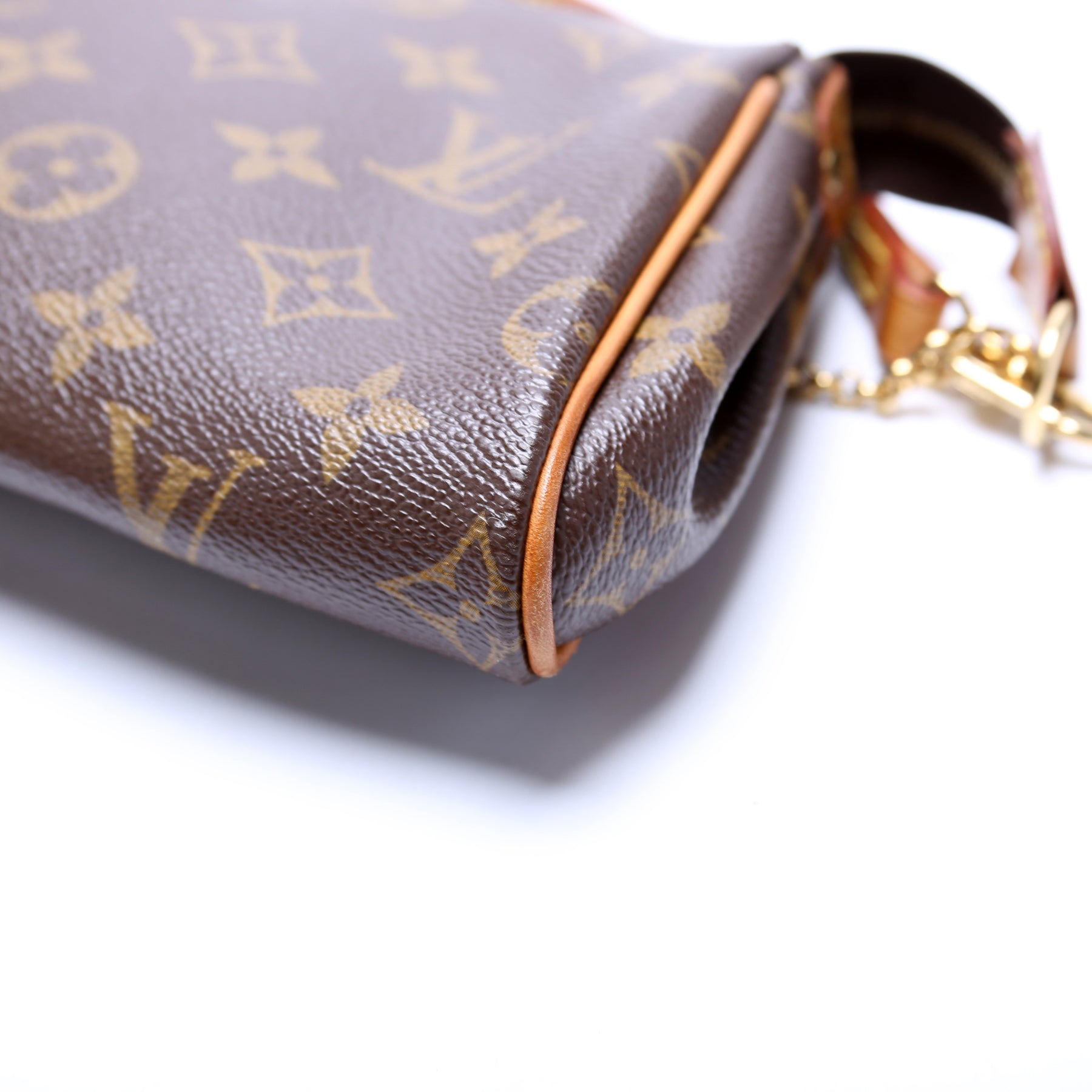 Eve Clutch Monogram – Keeks Designer Handbags