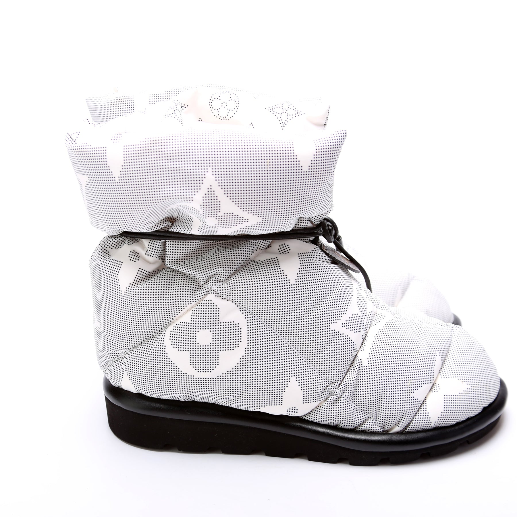 Louis Vuitton Pillow Comfort Ankle Boot, White, 40
