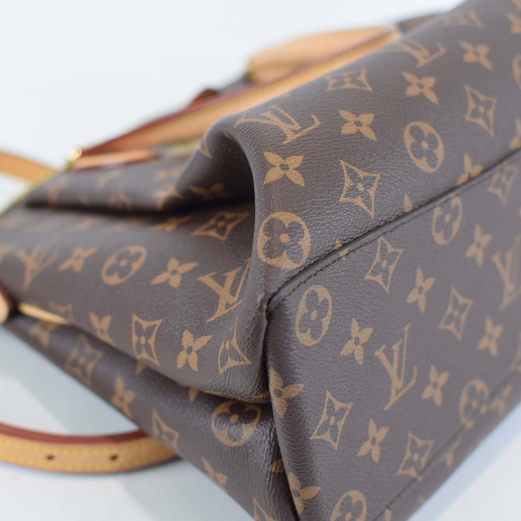 Louis Vuitton Rivoli MM Monogram – Luxi Bags