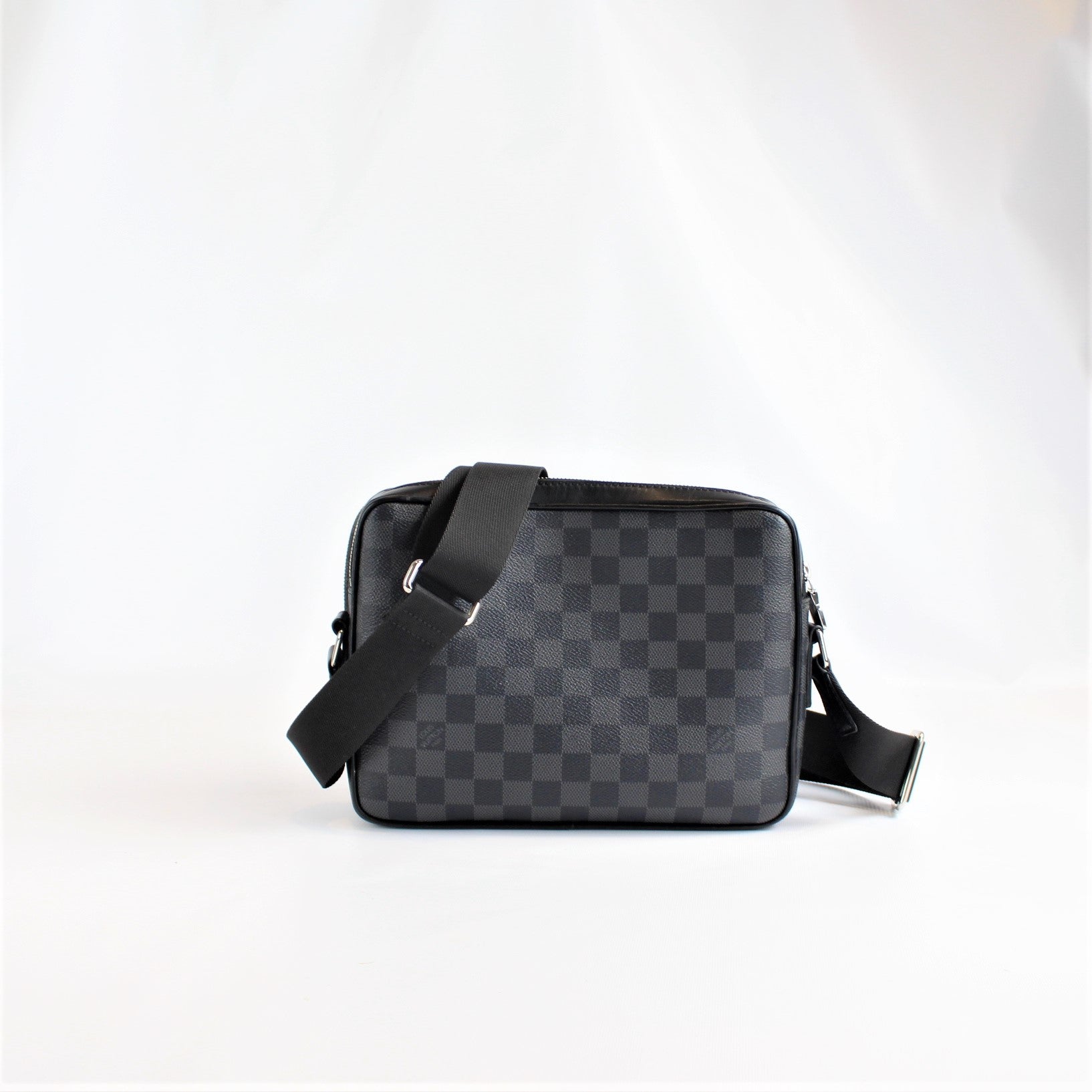 Louis Vuitton Trocadero Messenger NM PM Bag Damier Graphite Canvas Crossbody
