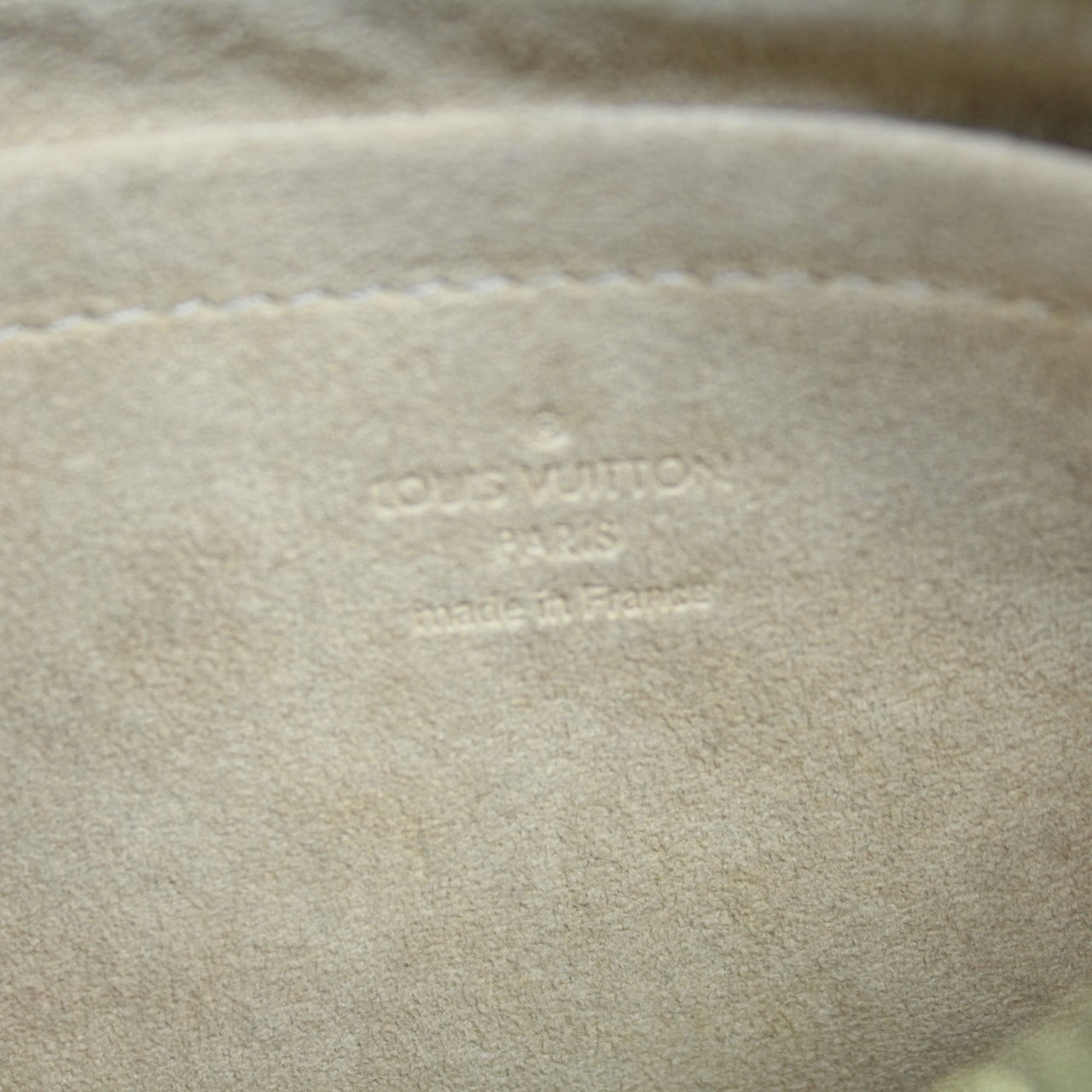 Louis Vuitton Brown Monogram Pochette Milla MM Cloth ref.953443 - Joli  Closet
