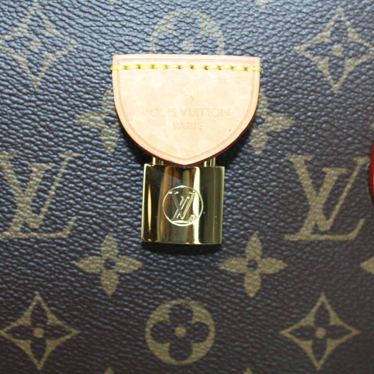 AUTHENTIC Louis Vuitton Rivoli MM Monogram PREOWNED (WBA867) – Jj's Closet,  LLC